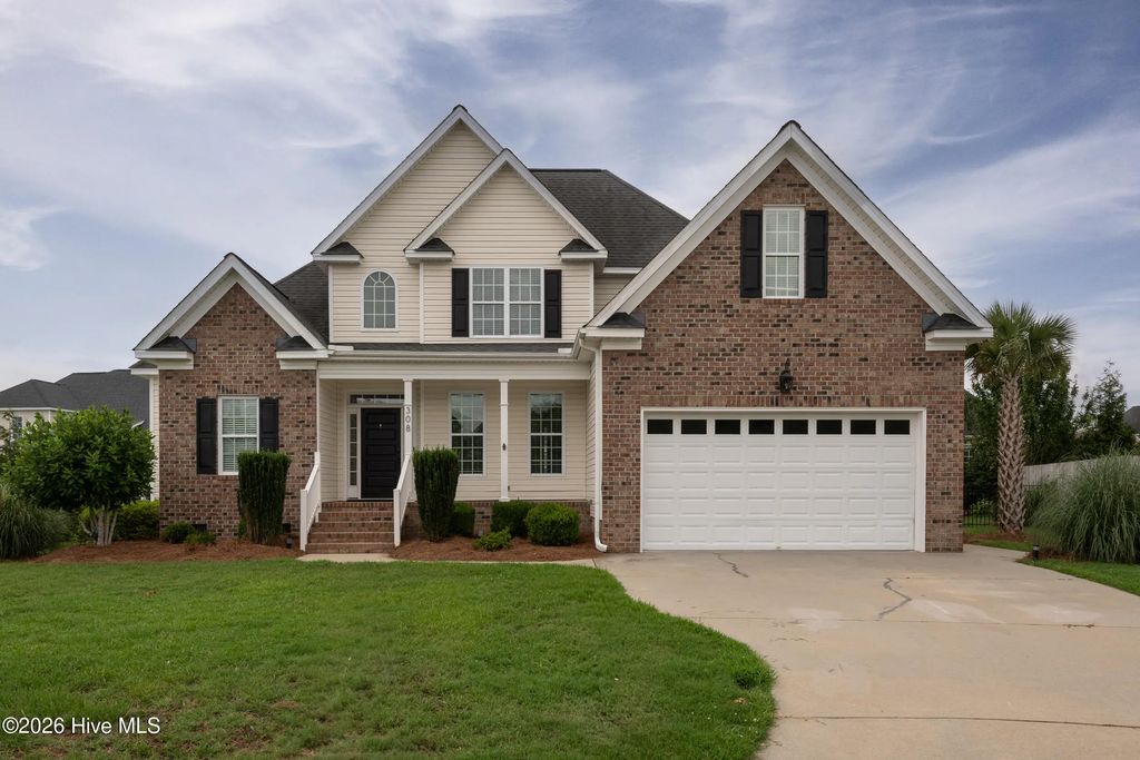 308 Guiness Drive, Winterville
