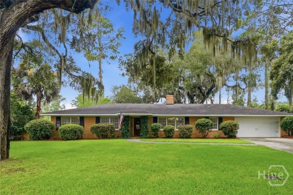 8305 Meadowbrook Road, Savannah