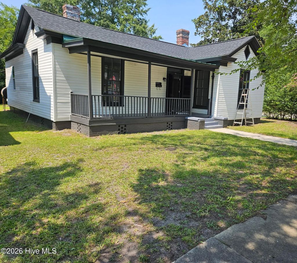 315 Tarboro Street Ne, Wilson