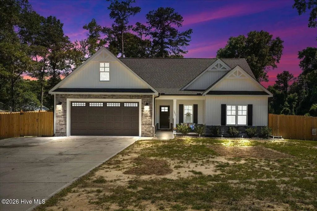 3097 Banks School Road, Kinston