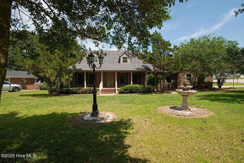1020 Holly Creek Boulevard, Williamston