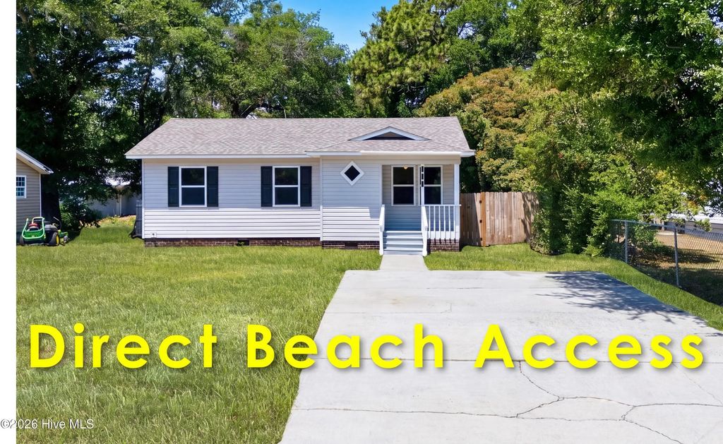111 Ne 20th Street, Oak Island