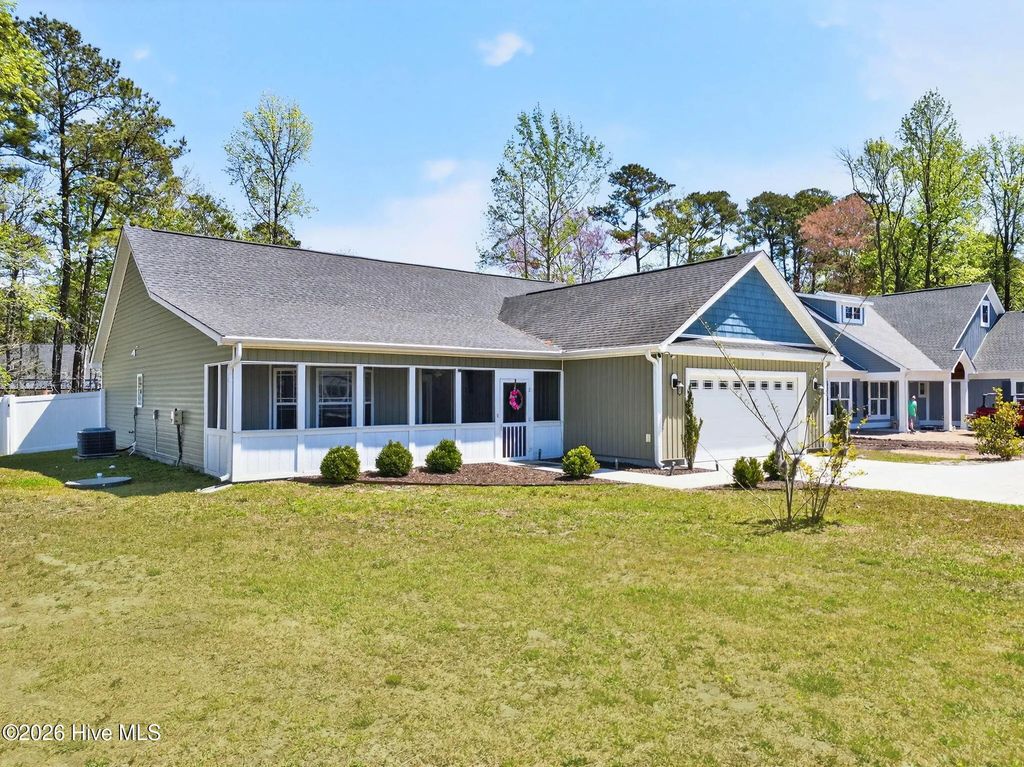 116 Boundary Loop Road Nw, Calabash