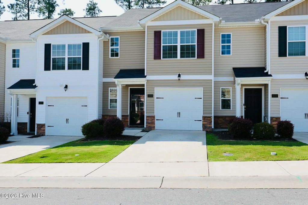 2109 Gracie Lane, Carthage