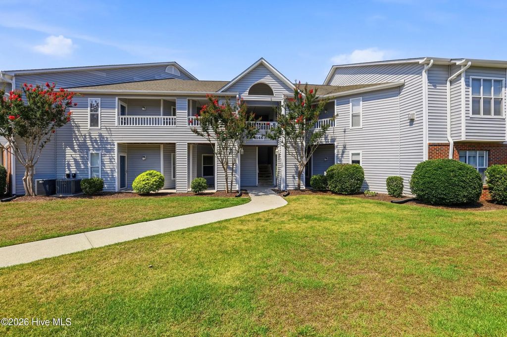 4146 Breezewood Drive Apt 203, Wilmington