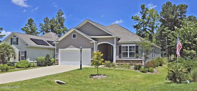 8711 Nottoway Avenue Nw, Calabash