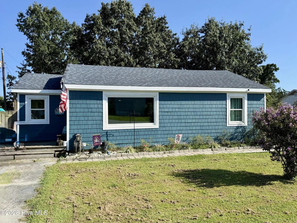 126 Jones Street, Holly Ridge