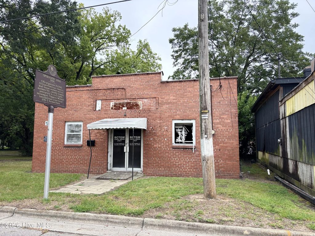 121 Pettigrew Street S, Wilson