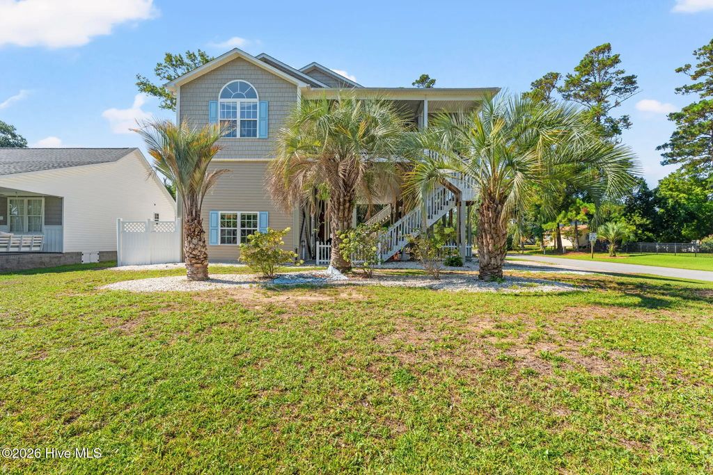 5801 E Yacht Drive, Oak Island