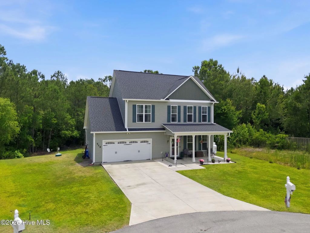 716 Bayboro Court, Holly Ridge