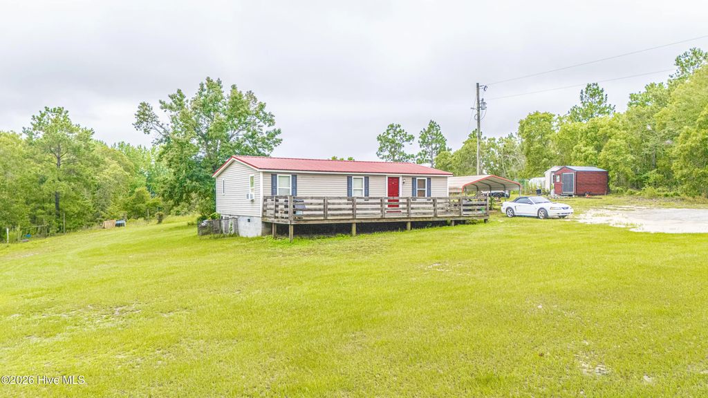 188 Willow Pond Drive, Hamlet