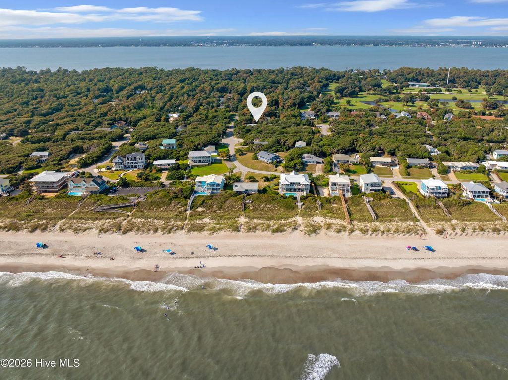 104 Juniper Road, Pine Knoll Shores