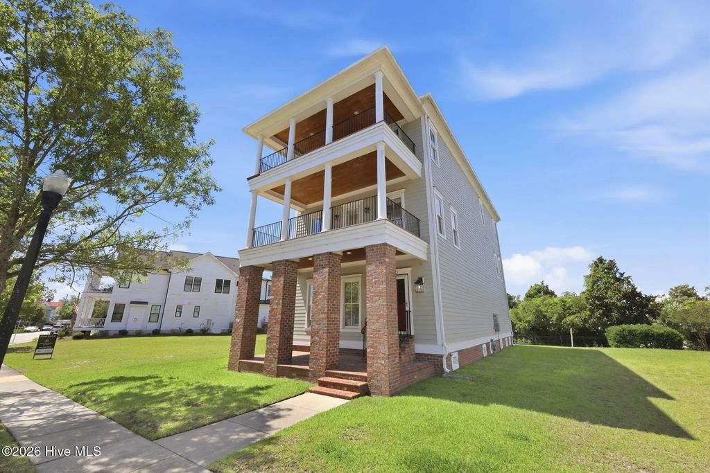 807 E Front Street, New Bern
