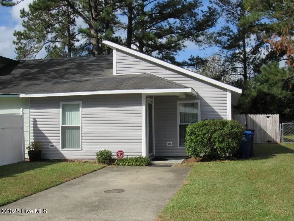 111 Village Circle, Jacksonville