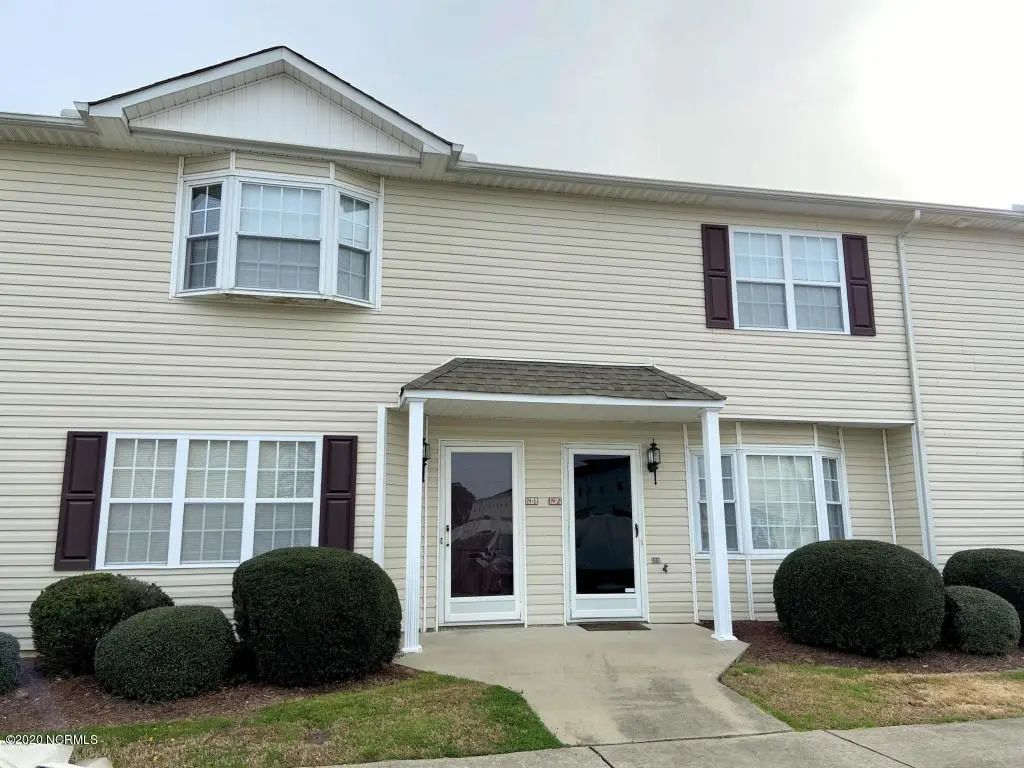 2156 Flagstone Court N-2, Greenville
