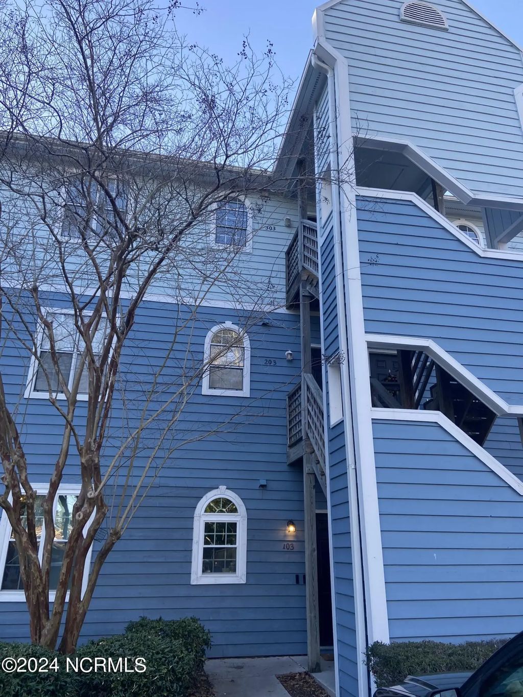 4230 Wilshire Boulevard Apt 203, Wilmington