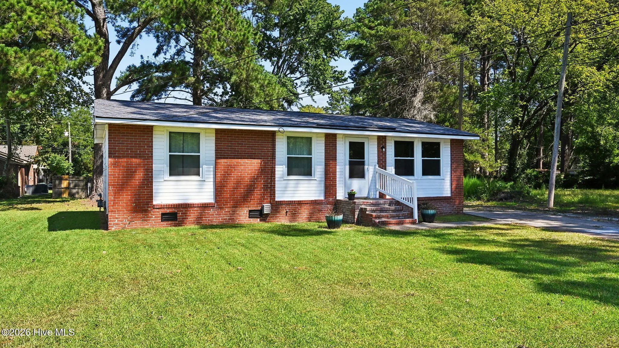203 Harvey Drive, Greenville