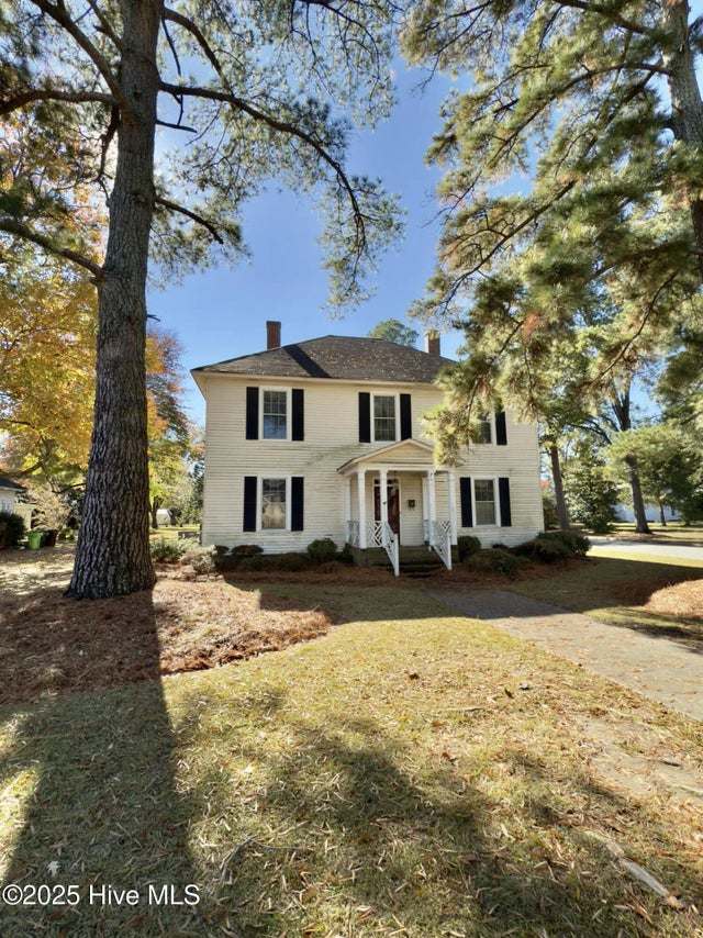 4085 Grimmersburg Street, Farmville