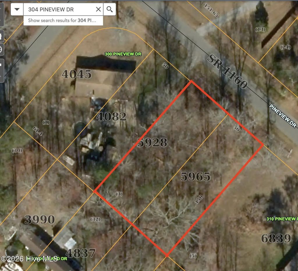 304 & 306 Pineview Drive, Edenton