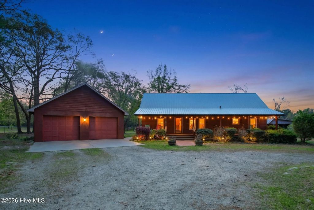 449 Montrose Road, Raeford