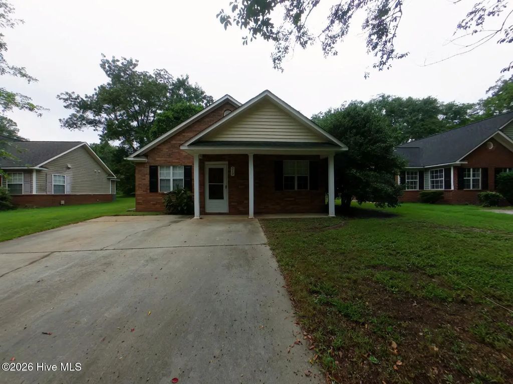 319 Sumter Street Ne, Aiken