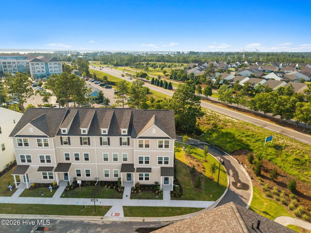 257 Pelican Flight Loop, Wilmington