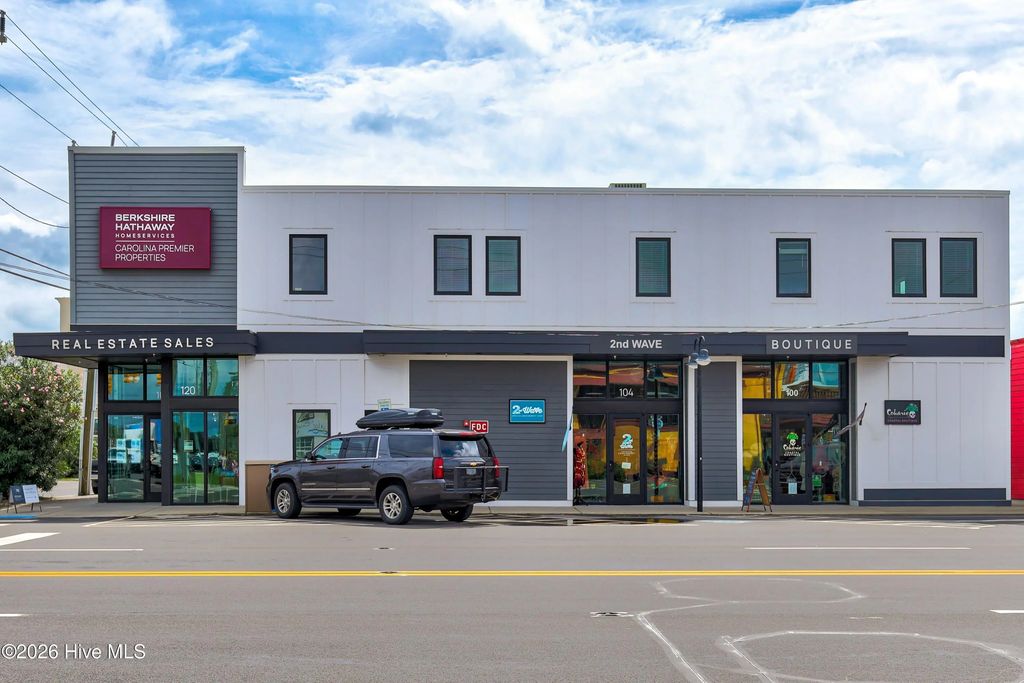 120 N Lake Park Boulevard 200, Carolina Beach