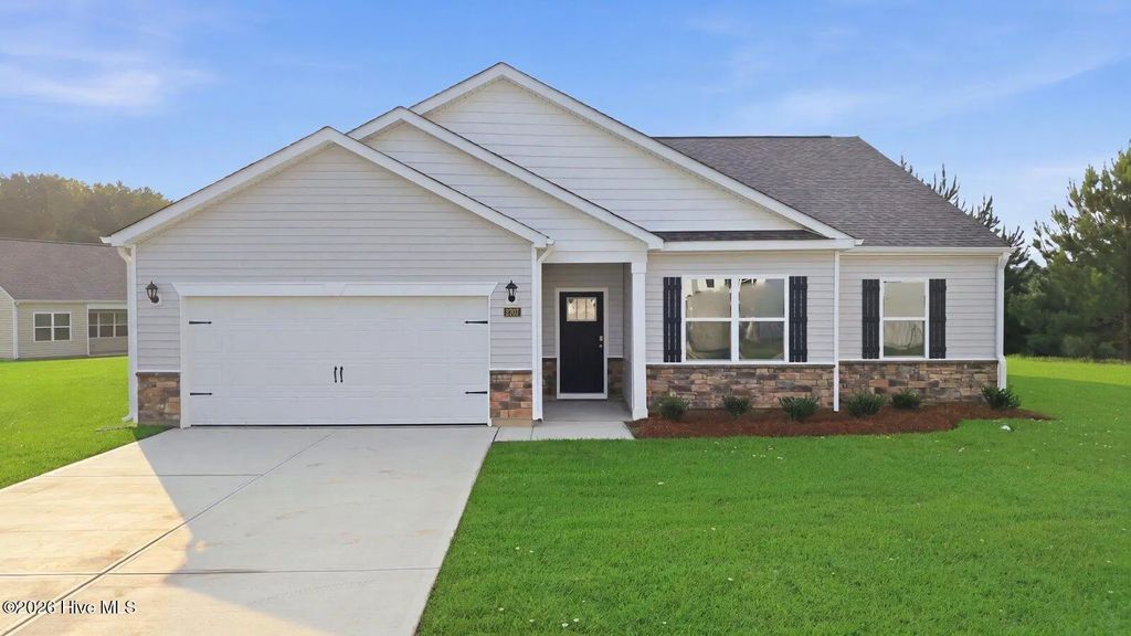 2707 Mindy Way, Winterville