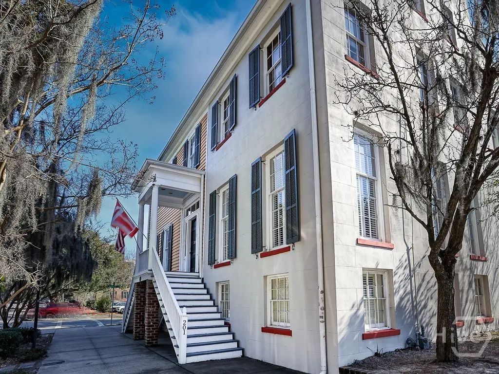 201 W Liberty Street 4, Savannah