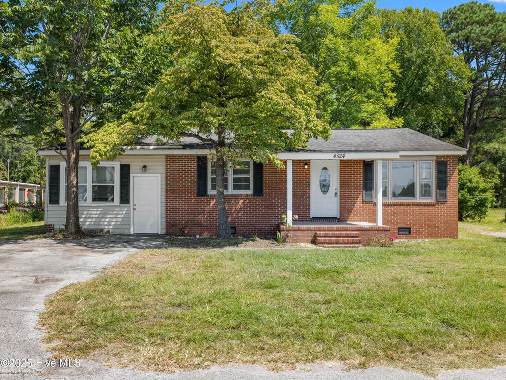 4824 Gum Branch Road, Jacksonville