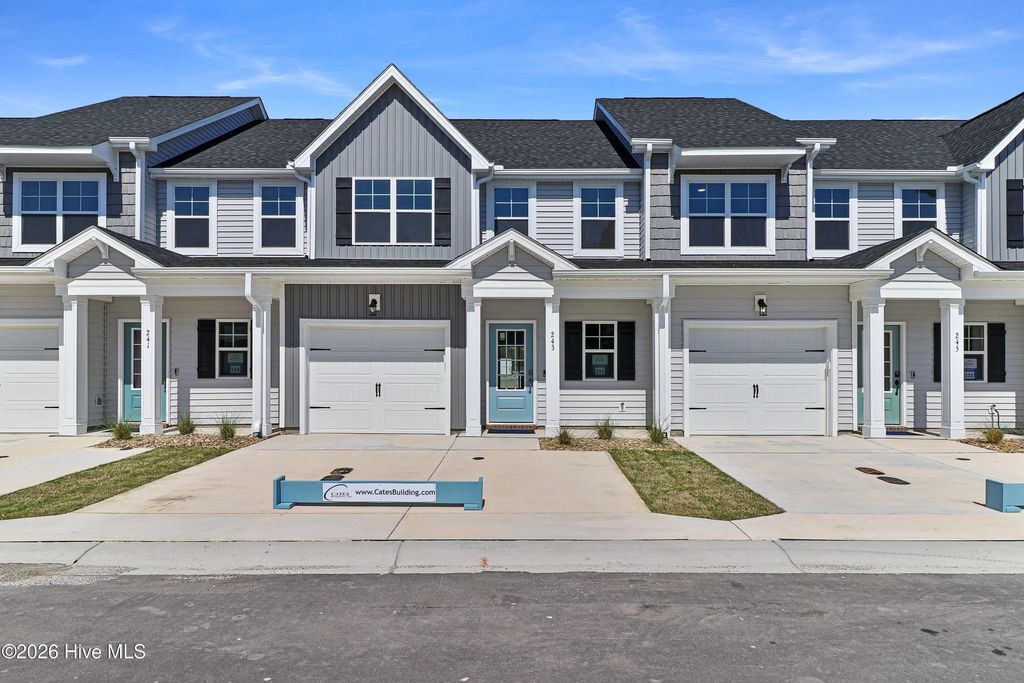 243 Cline Way Unit 111, 1809 Live Oak, Beaufort