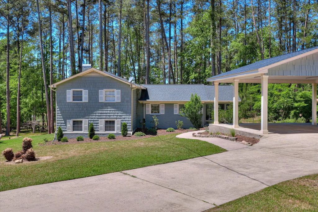 3231 Bay Shore Drive, Lincoln