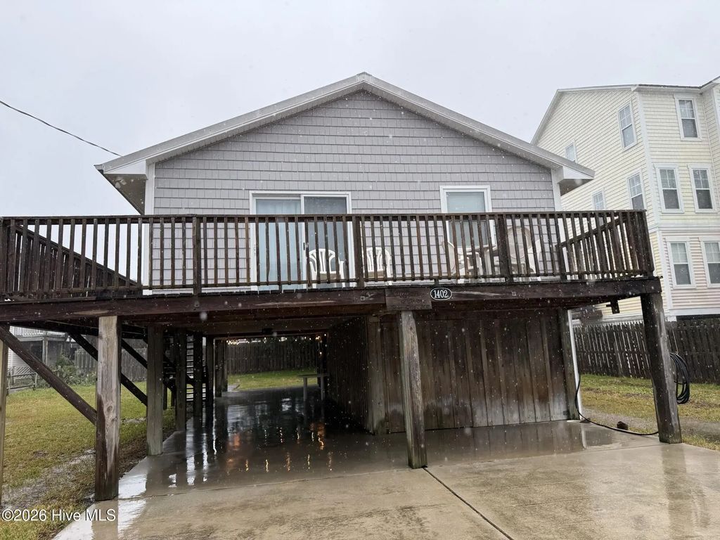 1402 Canal Drive, Carolina Beach