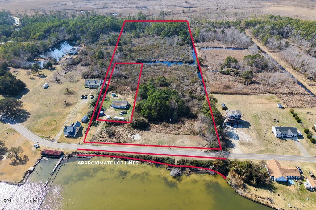959 Waterlily Road, Coinjock