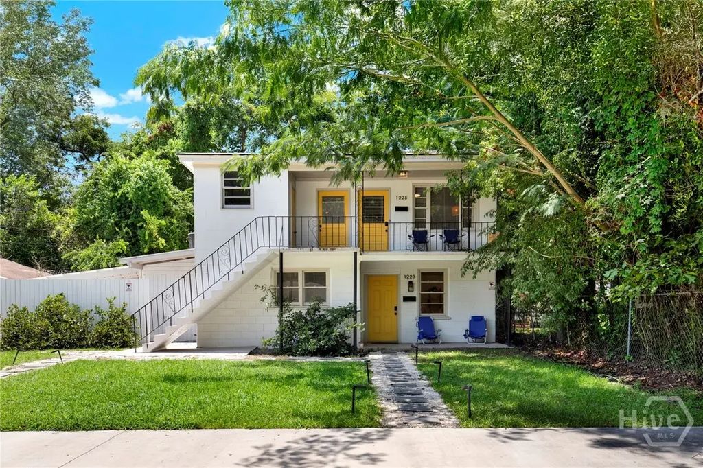 1223 & 1225 E 70th Street, Savannah