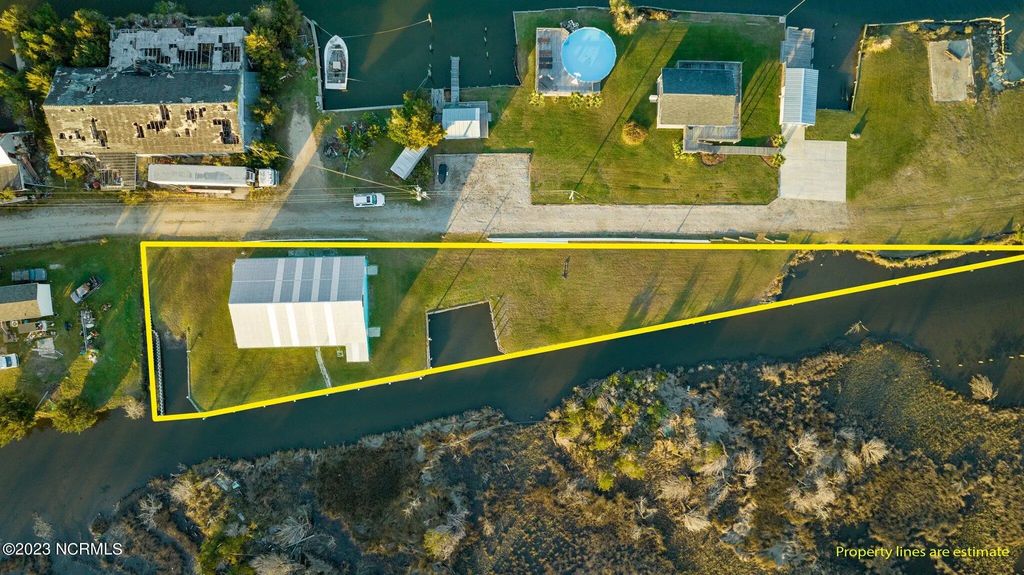 174 S Harbor Drive, Davis