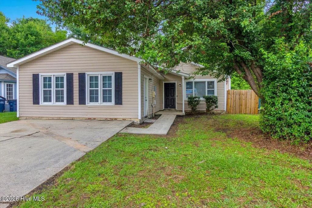 2039 Foxhorn Road, Jacksonville