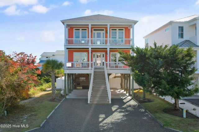 211 Brunswick Avenue W, Holden Beach Island