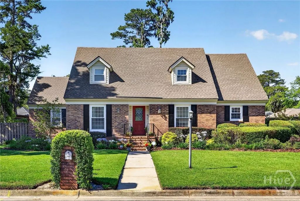 308 Jackson Woods Boulevard, Savannah