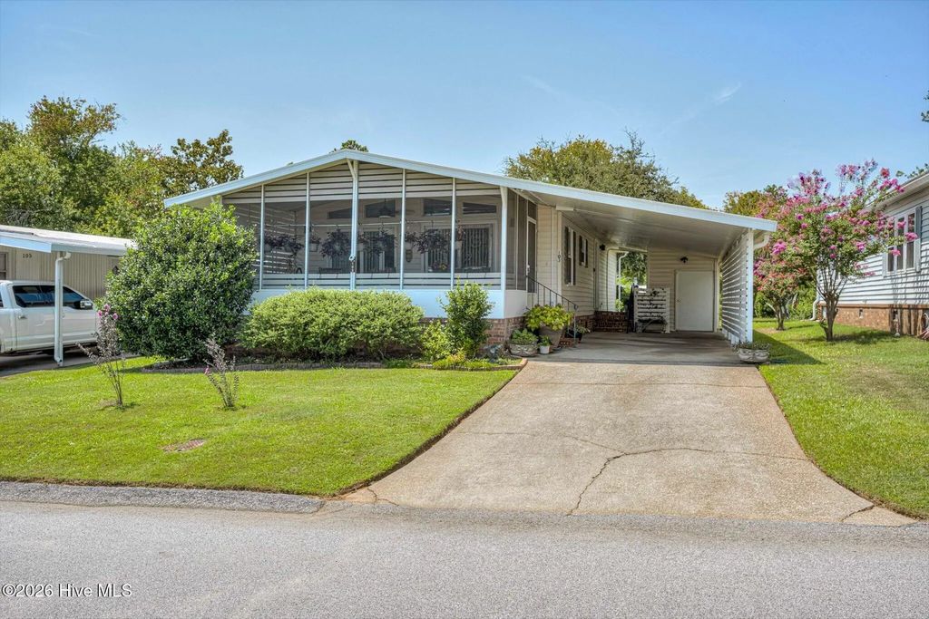 103 Constitution Avenue, Martinez