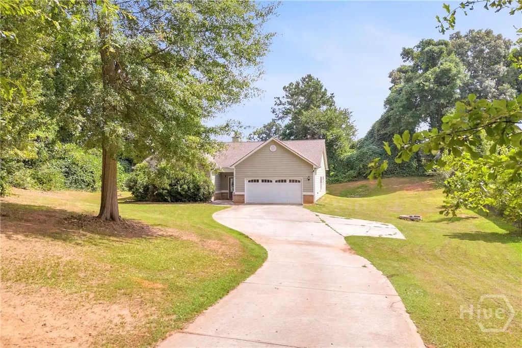 662 Carla Court, Winder