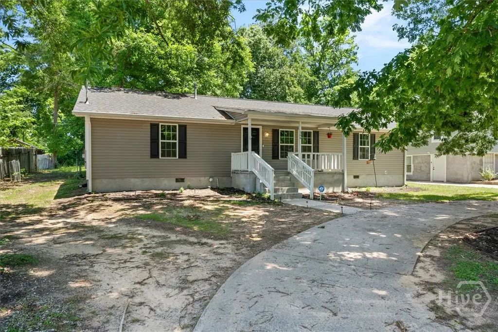 566 Shadowmoor Circle, Thomson