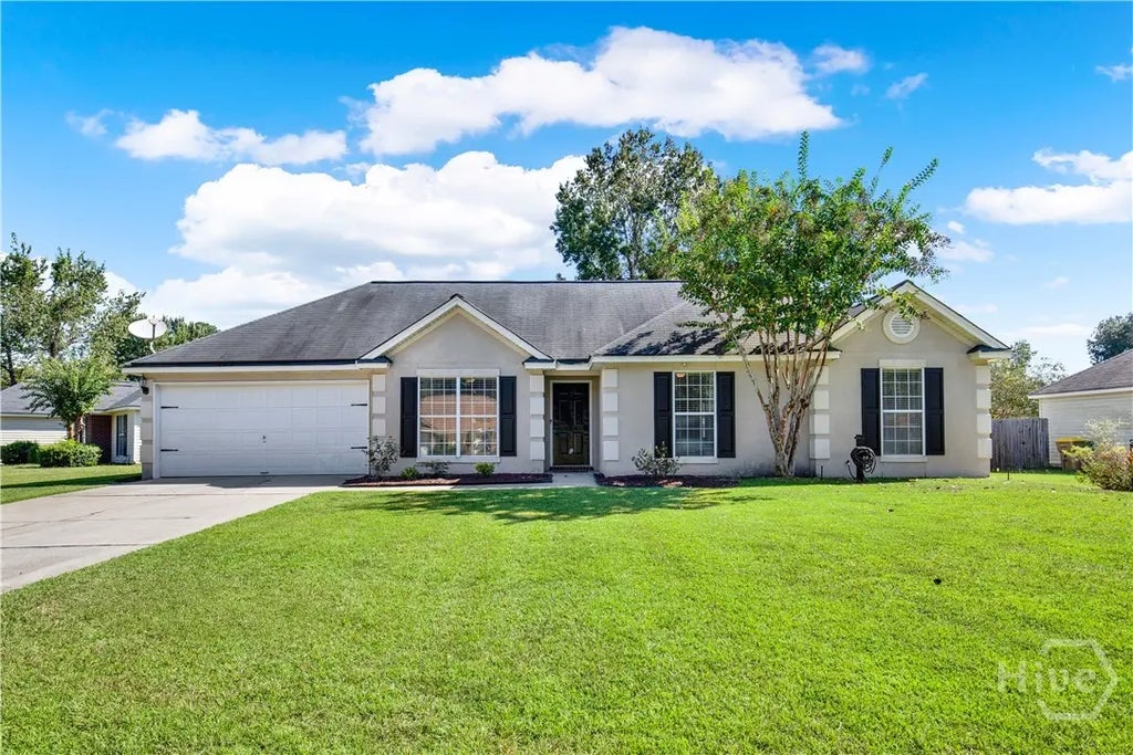 252 Longleaf Circle, 