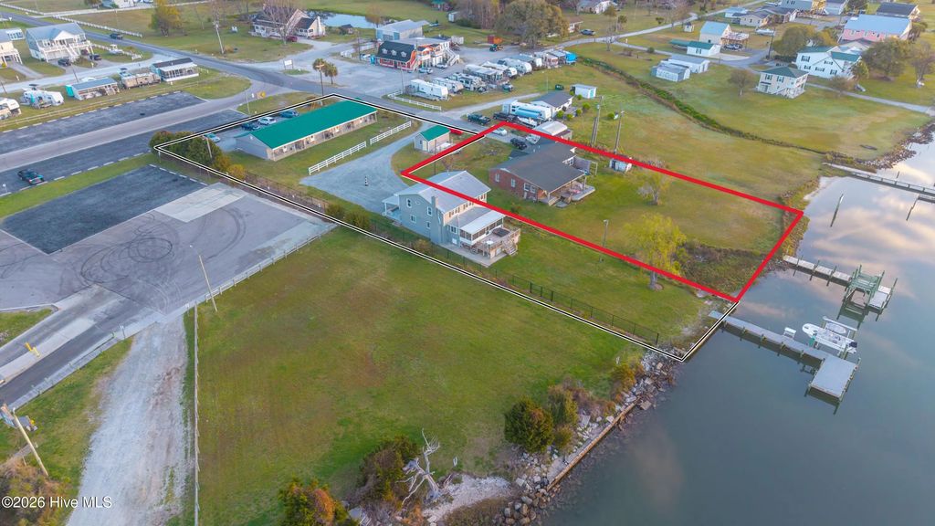 258 Shell Rock Landing Road, Hubert