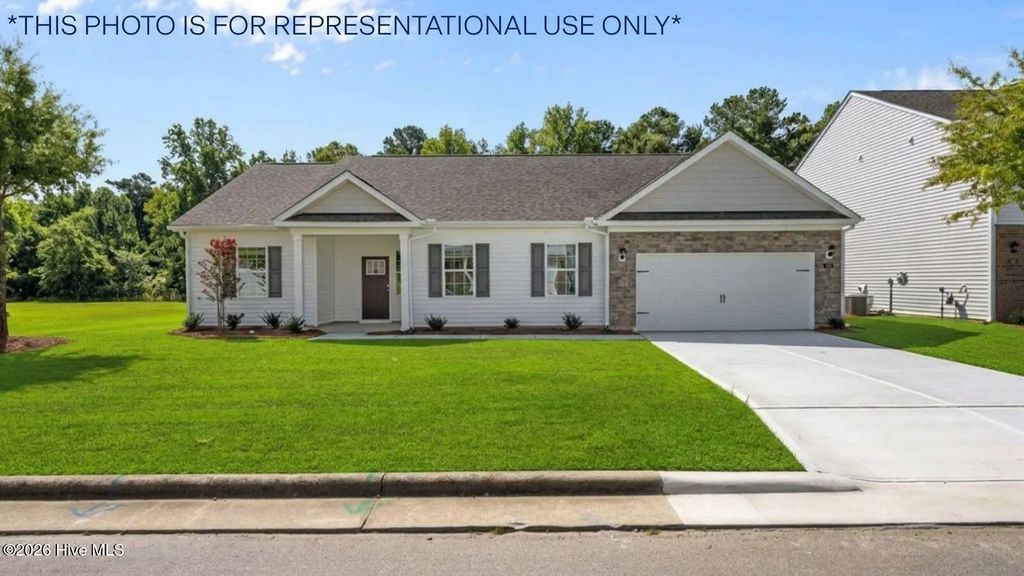 104 Marsden Circle, La Grange
