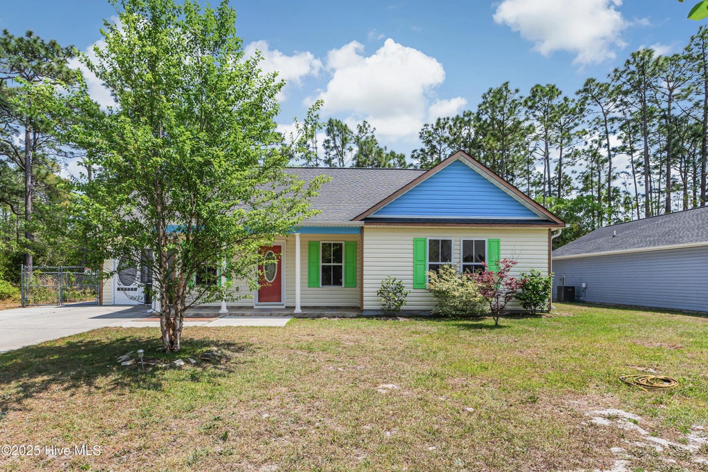 536 Edgewood Road, Boiling Spring Lakes