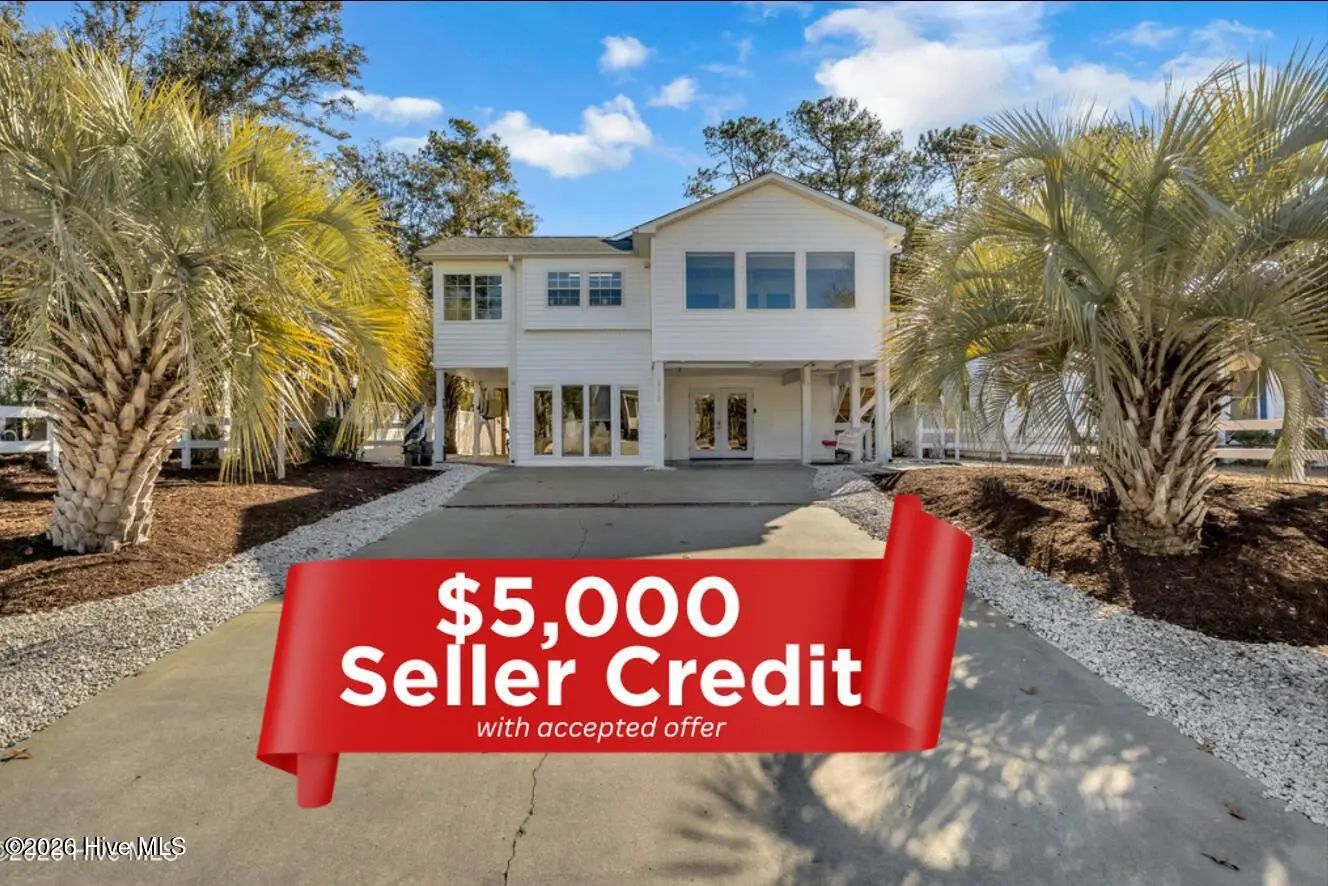 212 Ne 35th Street, Oak Island