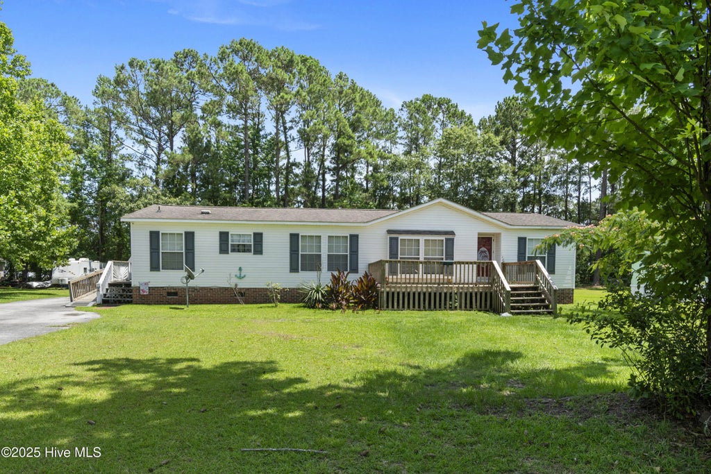 118 Woodland Drive, Swansboro