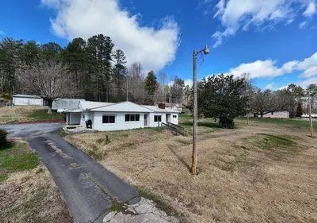5380 W Us Highway 64, Murphy