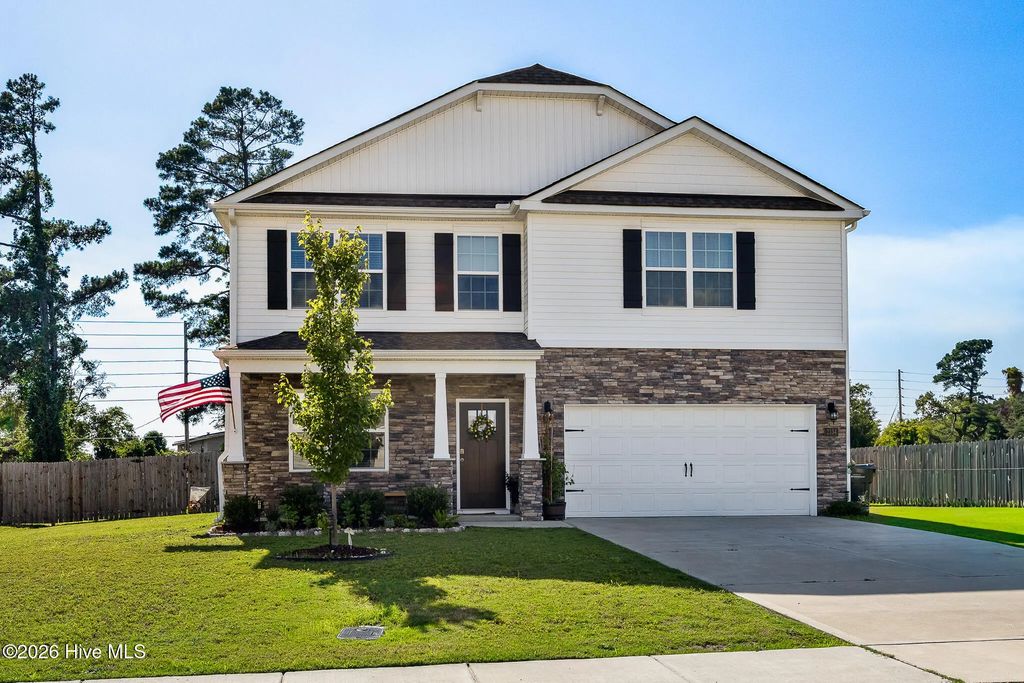 2134 Clydesmill Road, Fayetteville